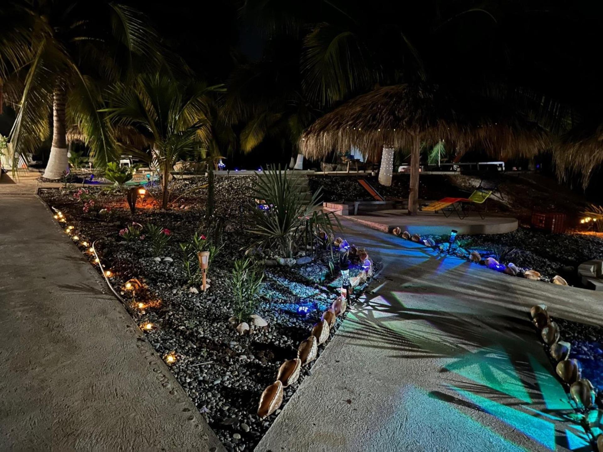Casa Las Palmas Playa La Saladita Zihuatanejo Exteriér fotografie